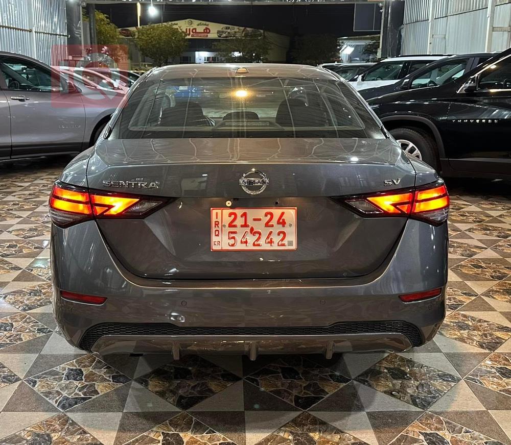 نیسان سێنترا